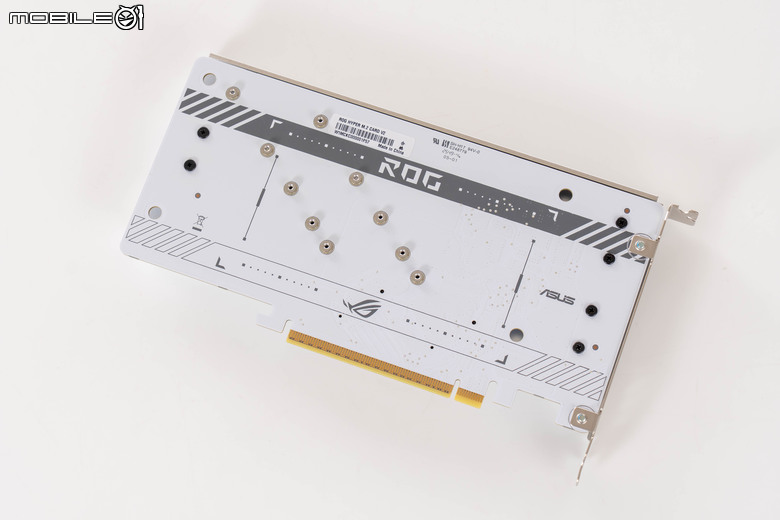 ROG CROSSHAIR X870E GLACIAL 主機板開箱實測 不光配置性能頂尖 更具備雙 10 GbE 海量高速傳輸