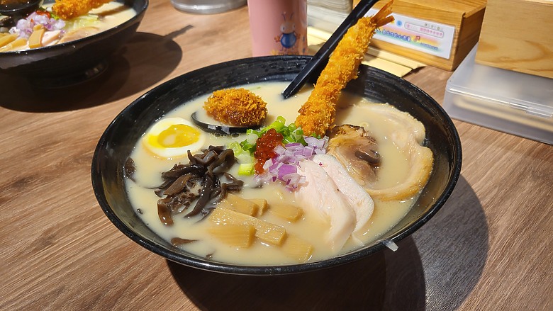 【小惡魔驫到成功】萬里奔馳 ~ 為家人的出遊笑容滾動 // Bridgestone Turanza 6