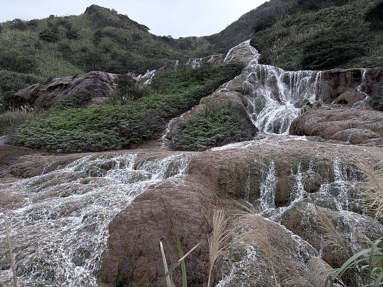 【小惡魔驫到成功】萬里奔馳 ~ 為家人的出遊笑容滾動 // Bridgestone Turanza 6