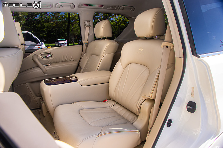 特別企劃｜當 Lexus LX 570 遇上 Infiniti QX56，一起重溫日系豪華越野車的輝煌篇章！