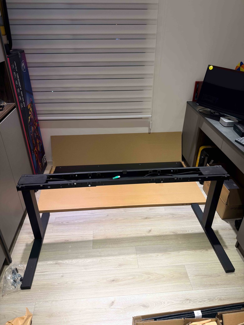 開箱&分享 IKEA升降電競桌＆Ergotron HX 螢幕支架
