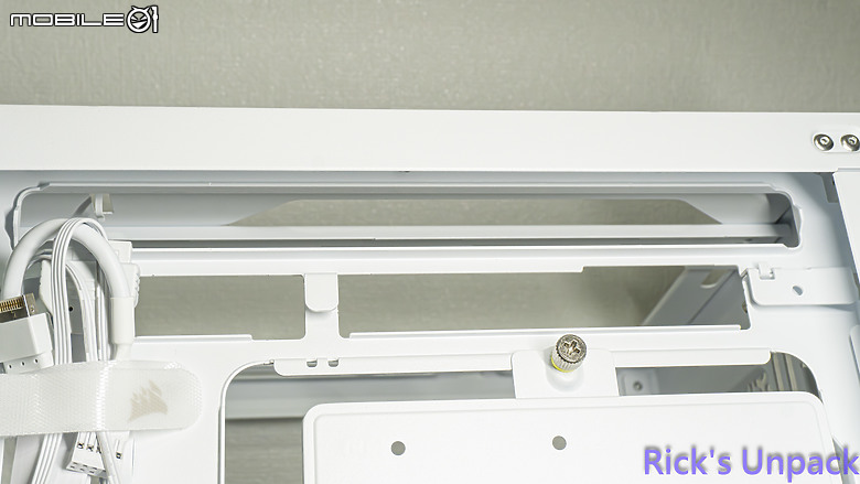 【開箱】終極機殼改裝 | FRAME 4000D LCD RS ARGB WHITE