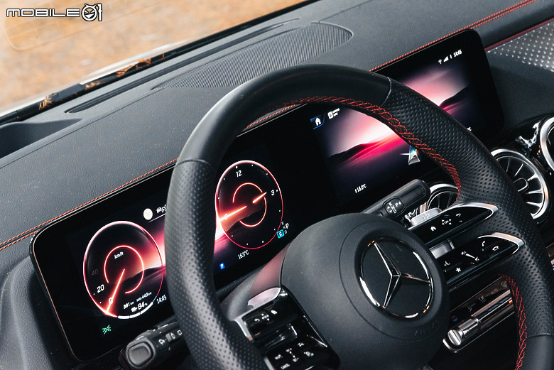 駕著新年式Mercedes-Benz EQA 250+走訪落羽松景點｜配備到位的優質代步車人選！