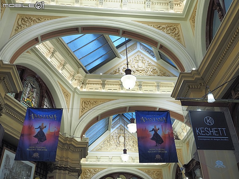 墨爾本CBD之聖巴特利爵主教座堂 (Saint Patrick's Cathedral)、皇家拱廊(Royal Arcade)、舊郵政局(Former General Post Office)、中央拱廊(Centreway Arcade)、咖啡巷(Degraves St)，附掛墨爾本經典咖啡館 Brunetti Oro Flinders Lane — 2026東澳洲四大城巡遊之墨爾本段 第2部