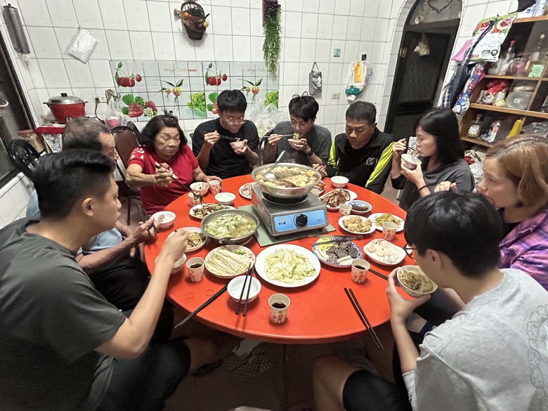 【小惡魔驫到成功】過年最有儀式感的除夕年夜飯