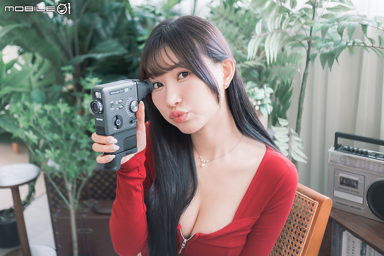 富士 instax mini Evo Cinema 評測｜「年代轉盤」玩出百種風格、15 秒影片帶你穿越時空！