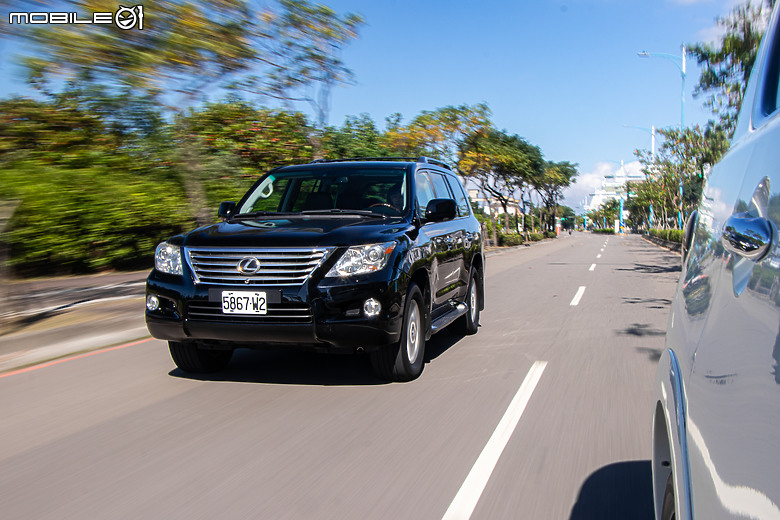 特別企劃｜當 Lexus LX 570 遇上 Infiniti QX56，一起重溫日系豪華越野車的輝煌篇章！