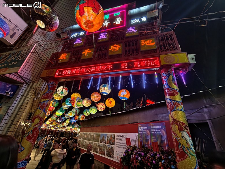【小惡魔驫到成功】普濟殿燈會與馬年神農街花燈展,過年來臺南賞燈海 — 2026年新年走春 第二站