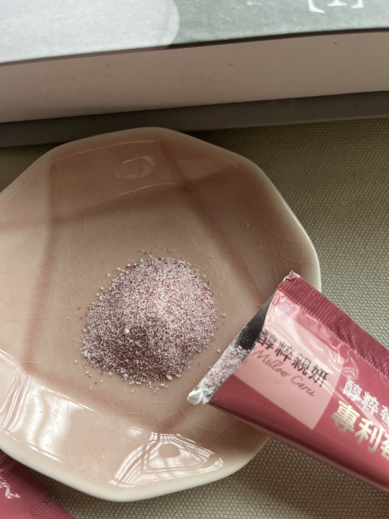 35歲才開始補充膠原蛋白...抱著嘗試的心態,結果滿有感的!!