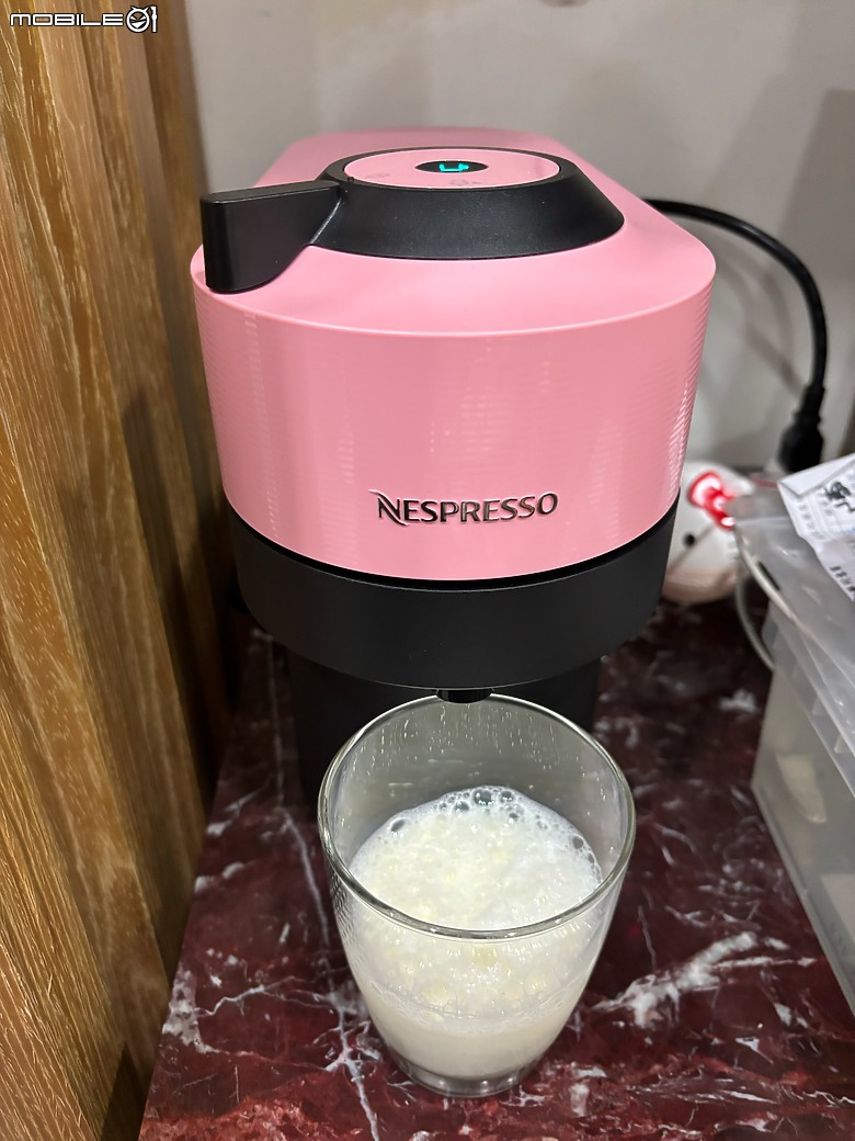 【開箱實測】Nespresso VERTUO POP 開箱｜從一個人的早晨，到兩個人的咖啡時光
