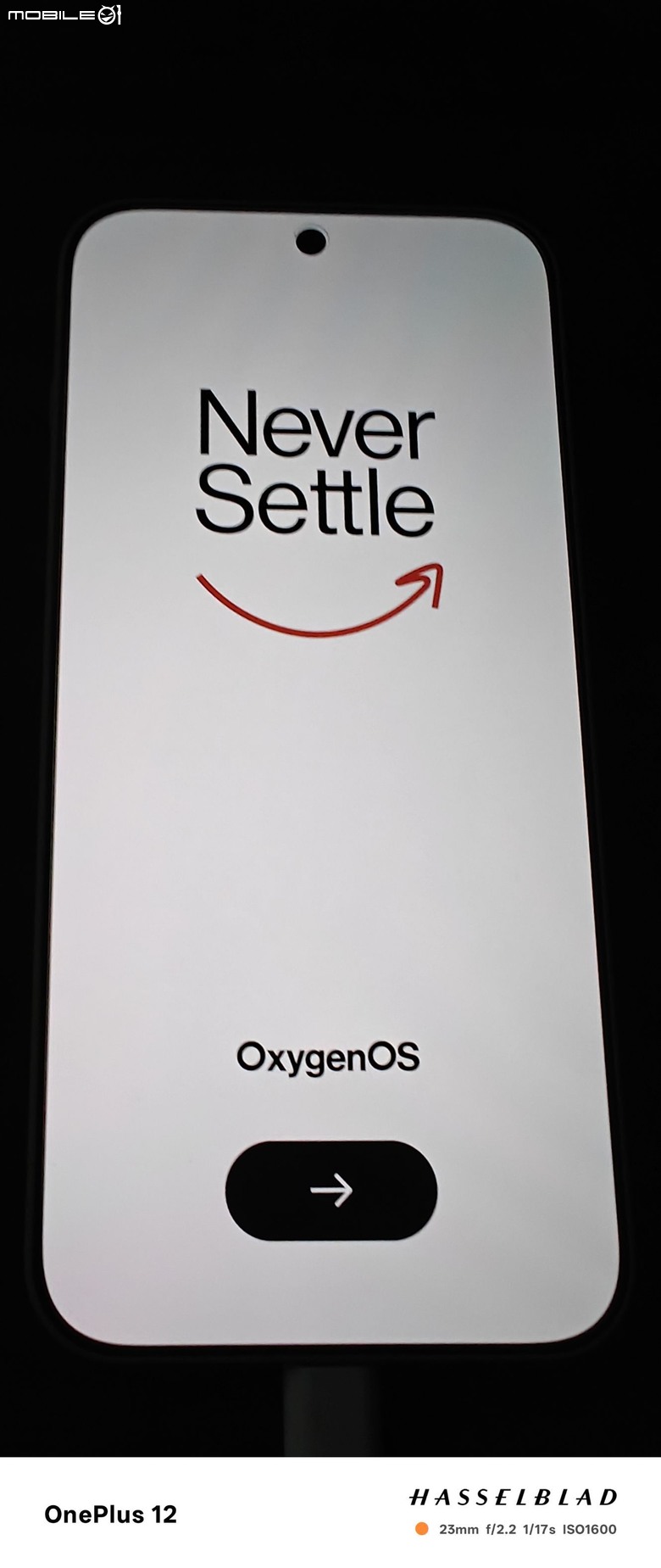OnePlus 15 簡易開箱 Colors OS轉氧OS