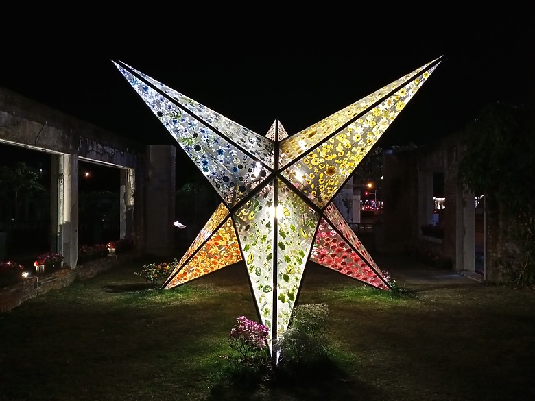 點我看大圖 【小惡魔驫到成功】屏東燈節勝利星村燈區