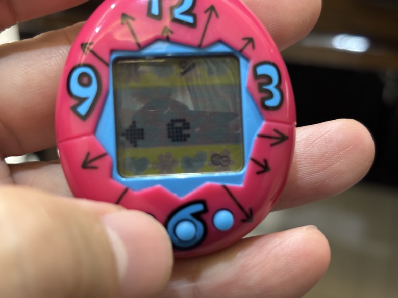 孵了30年！全新初代1996年版電子雞開箱！