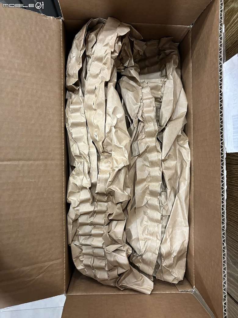 【開箱實測】Nespresso VERTUO POP 開箱｜從一個人的早晨，到兩個人的咖啡時光