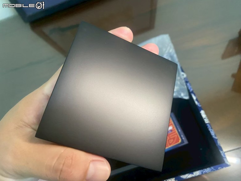 點我看大圖 【分享開箱】2025澳洲柏斯鑄幣廠鸞鳳和鳴雙鳳1盎司精鑄金幣Chinese Myths and Legends Double Phoenix 2025 1oz Gold Proof Coin