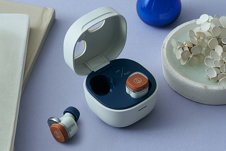 鐵三角推新方塊耳機 ATH-SQ1TW2NC|補齊降噪、購機贈「鐵粉遛娃包」!