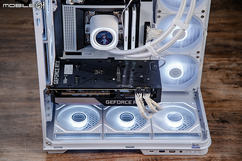 0死角的燈光體驗 INFINITE ROUND R8 & ID-COOLING FX360 LCD簡易開箱