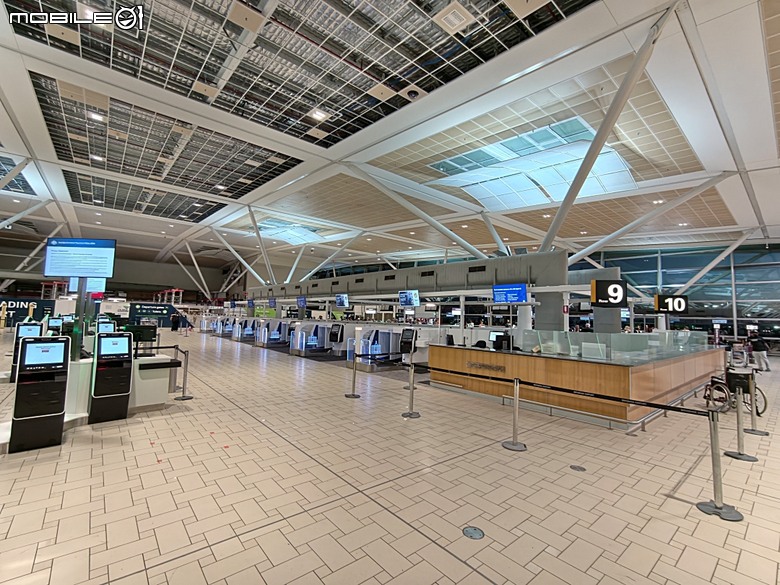 中華航空 CI057 桃園&rArr;墨爾本、CI054 布里斯本&rArr;桃園、澳洲國內線 維珍航空 VA827 墨爾本&rArr;雪梨、VA511 雪梨&rArr;黃金海岸，以及東澳四城之四座機場 — 2026東澳洲四大城巡遊之航空行程段