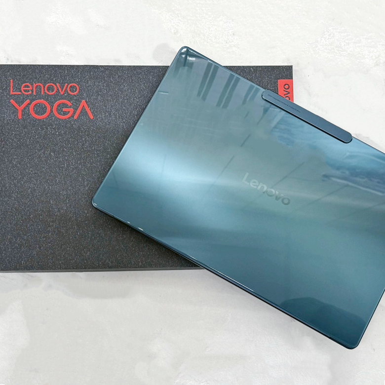 開箱&分享 Lenovo 聯想 2025「Yoga Air X AI元啟版 」輕薄筆電🖥️(全實拍及開箱影片)