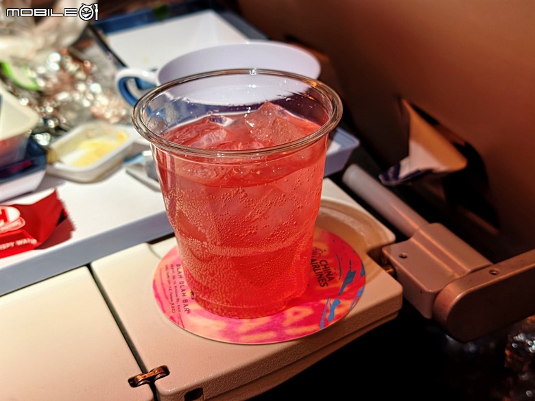 中華航空 CI057 桃園&rArr;墨爾本、CI054 布里斯本&rArr;桃園、澳洲國內線 維珍航空 VA827 墨爾本&rArr;雪梨、VA511 雪梨&rArr;黃金海岸，以及東澳四城之四座機場 — 2026東澳洲四大城巡遊之航空行程段