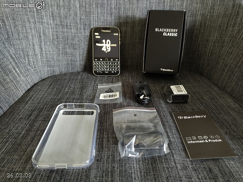 BlackBerry Classic 經典復刻 Zinwa Q25 四色全家照