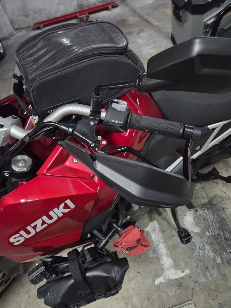 V-Strom 800 RE 改裝資訊分享