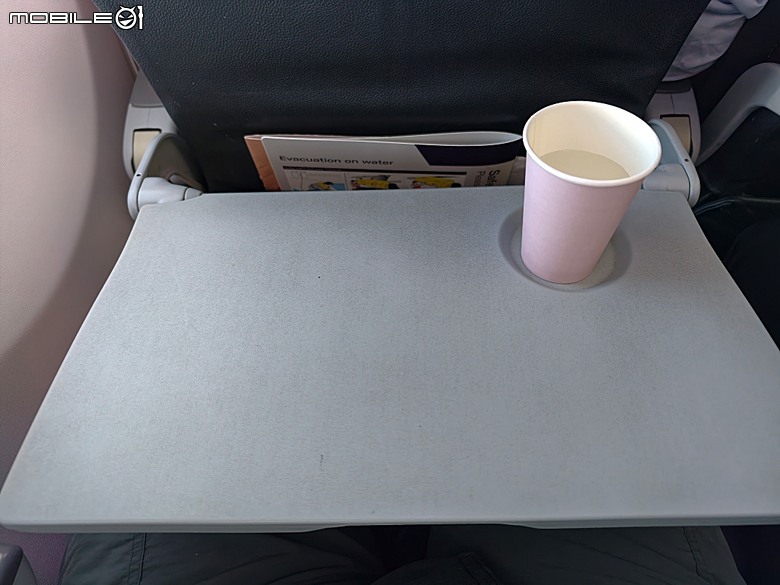 中華航空 CI057 桃園&rArr;墨爾本、CI054 布里斯本&rArr;桃園、澳洲國內線 維珍航空 VA827 墨爾本&rArr;雪梨、VA511 雪梨&rArr;黃金海岸，以及東澳四城之四座機場 — 2026東澳洲四大城巡遊之航空行程段