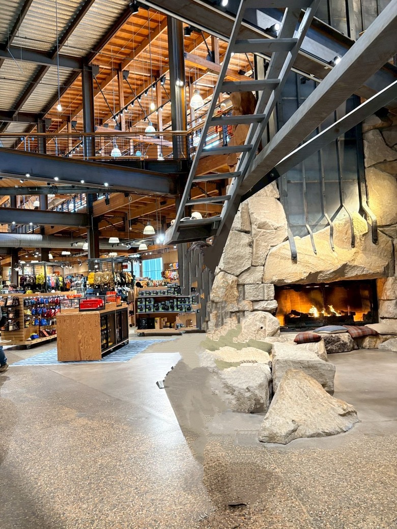 ON Cloudsurfer 2 就是你了!跟我回台灣吧!