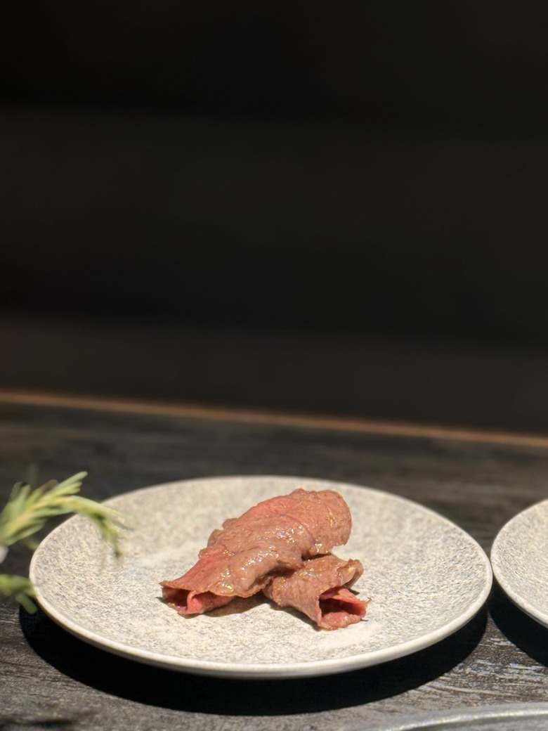 台北慶生餐廳推薦-燒肉中山 菜單價格、代烤服務、美味評價一次看