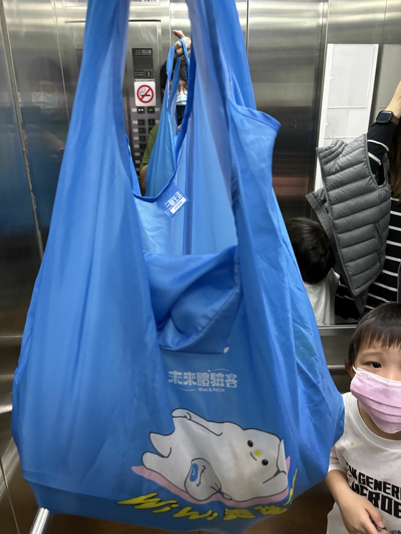 週末才有的餐桌:乾煎雞腿+蛤蠣火鍋,雙薪家庭的假日料理