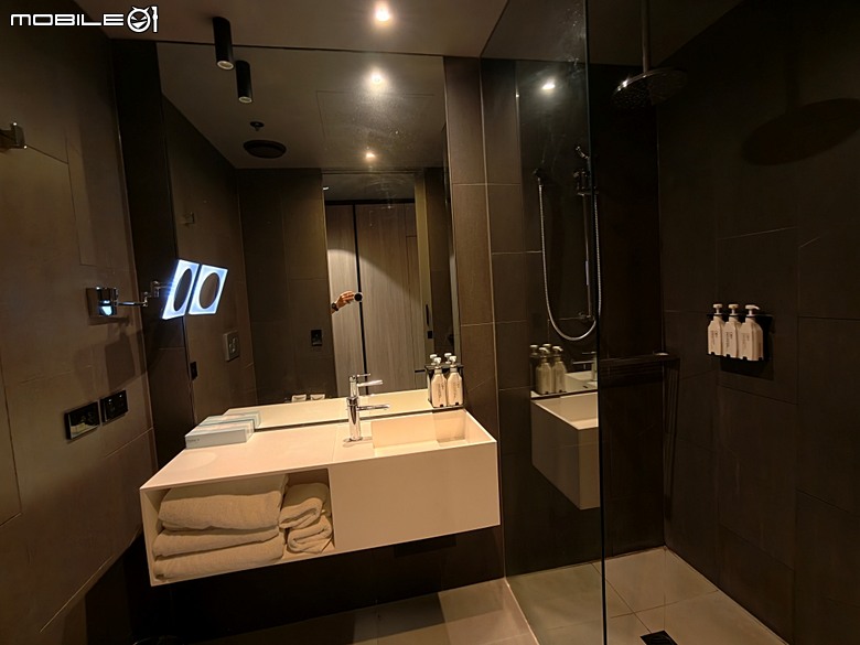 墨爾本 Vibe Hotel Melbourne Docklands、雪梨Hilton Sydney、黃金海岸voco Gold Coast by IHG — 2026東澳洲四大城巡遊之旅宿分享
