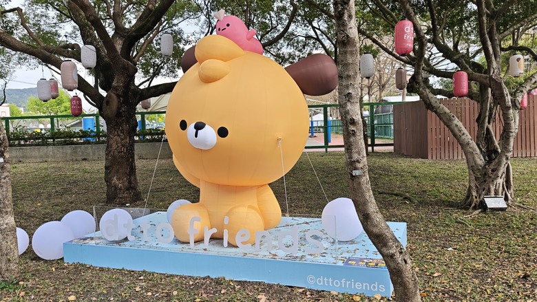春節過後之走春 & 春酒行 - 桃園燈會 / 新東南海鮮餐廳 / 建國花市~