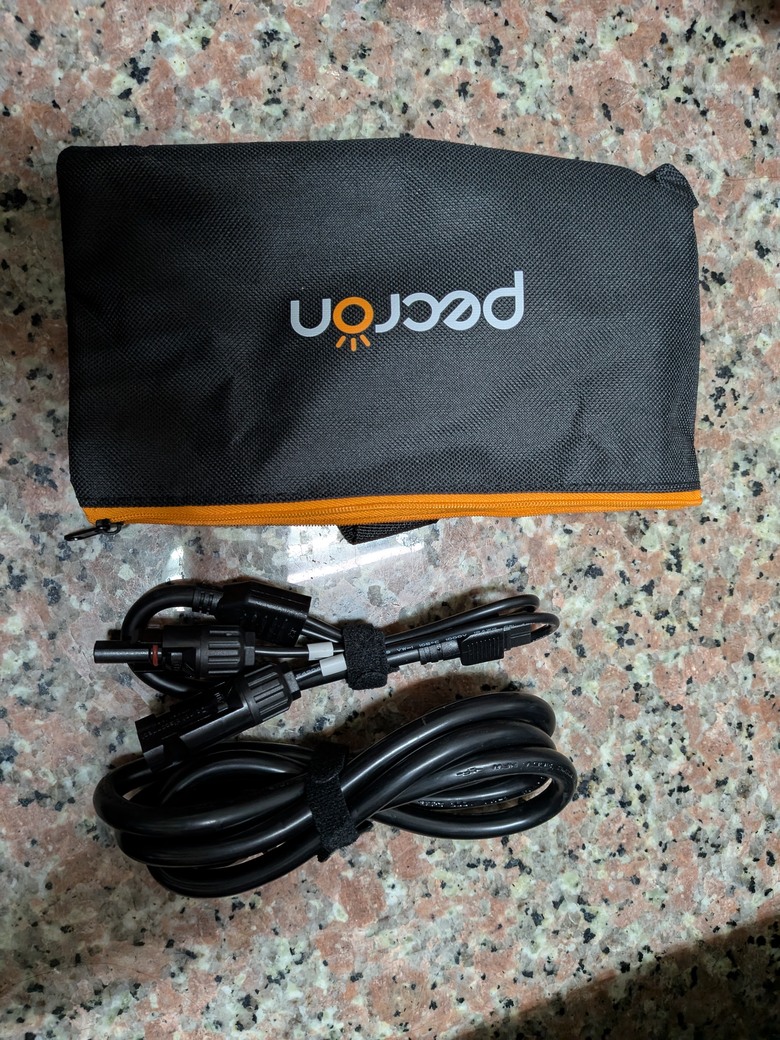 Pecron F3000LFP戶外電源當UPS用(簡易開箱)