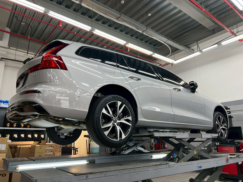 V60年後回廠保養、洗車&玻璃鍍膜完整心得分享