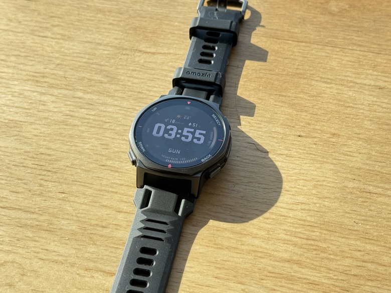 【深度開箱】從墾丁 UTMB 的挫敗到重生：Amazfit T-Rex 3 Pro 44mm專業越野實測，裝備如何決定跑者的意志力？