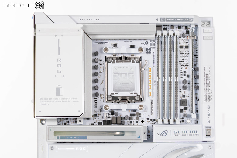 ROG CROSSHAIR X870E GLACIAL 主機板開箱實測 不光配置性能頂尖 更具備雙 10 GbE 海量高速傳輸