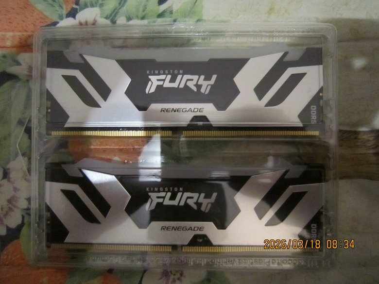 金士頓 32GB(雙通16GB*2) DDR5-7200 FURY Renegade RGB黑(KF572C38RSAK2-32)開箱分享與測試