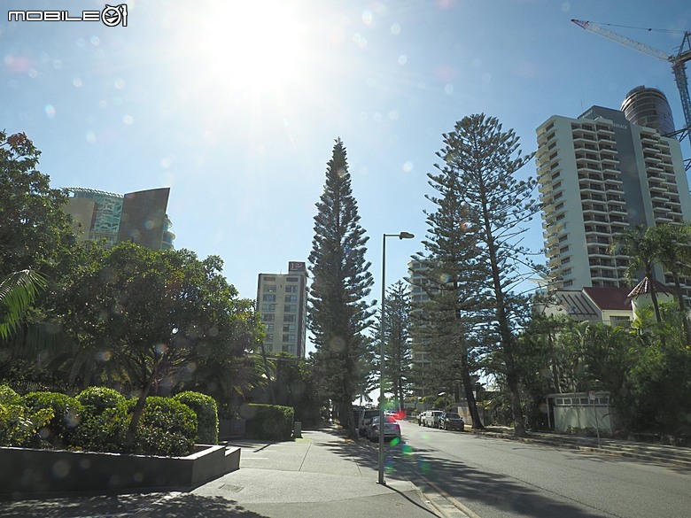 黃金海岸之衝浪者天堂(Surfers Paradise)、天頂瞭望臺 (SkyPoint Observation Deck)、 藝術之家(Home of the Arts, HOTA)、太平洋購物中心 (Pacific Fair Shopping Centre),附掛朋友招待JW Marriott Gold Coast Resort & Spa餐點 — 2026東澳洲四大城巡遊之黃金海岸段 第2部