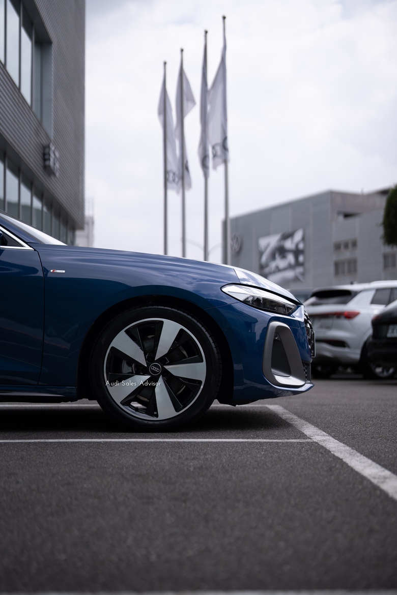 交車分享｜Audi A5 Sedan TFSI 110kW S line｜金屬星夜藍・Ascari Blue Metallic・9W