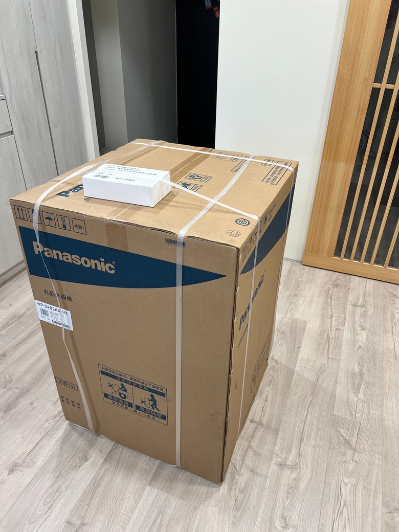 點我看大圖 【拯救婚姻X儀式感X解放雙手】Panasonic 獨嵌式自動洗碗機 NP-DFB2K6-1H