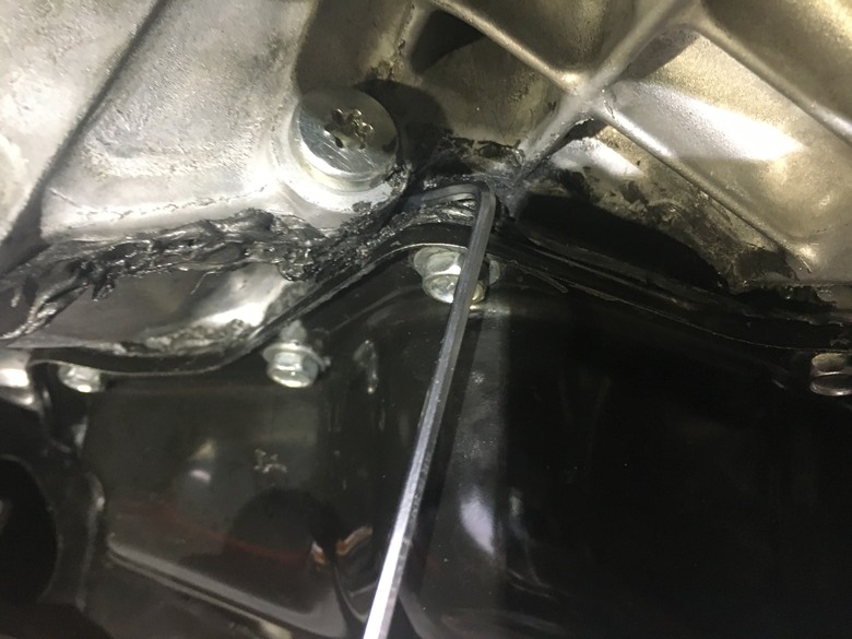 2016 10萬km Mazda 3 變速箱漏油處理2