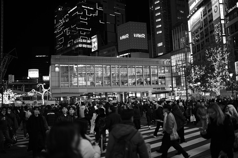 [分享] 當旅遊照少了色彩(上) — Leica M10