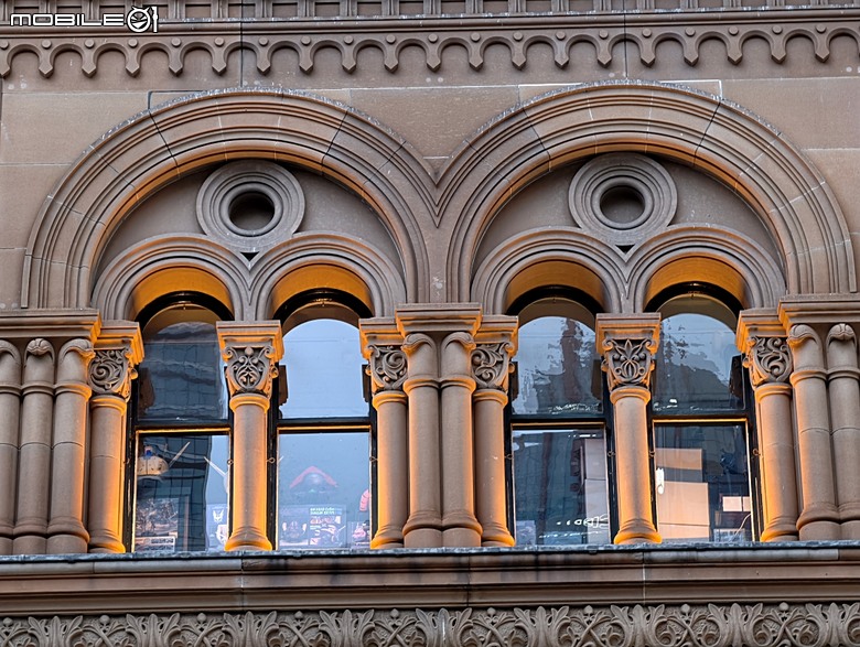 雪梨塔(Sydney Tower Eye) 、海德公園(Hyde Park)、雪梨聖母主教座堂(St Mary's Cathedral) 、維多利亞女王大廈(Queen Victoria Building)、雪梨市政廳(Sydney Town Hall)、聖安德烈座堂(St Andrew's Cathedral) — 2026東澳洲四大城巡遊之雪梨段 第3部