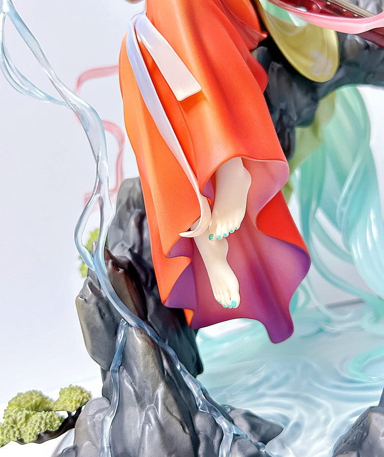 【開箱】初音未來 高山流水 Ver. - 靜聽山水聲，一曲初音來！