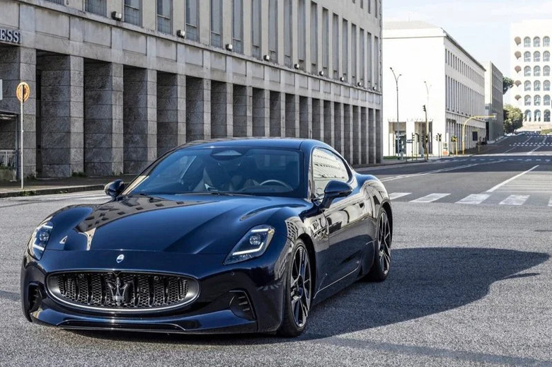 三叉戟陷入電氣化泥淖!Maserati 銷量腰斬、營收減半 Stellantis 執行長重申獲利壓力