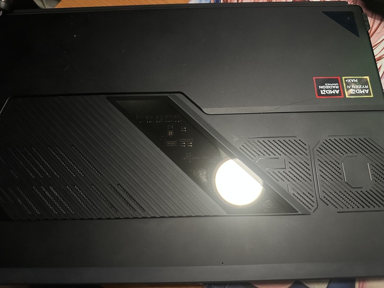 買不到一個月的ROG flow Z13就一直出狀況!!!