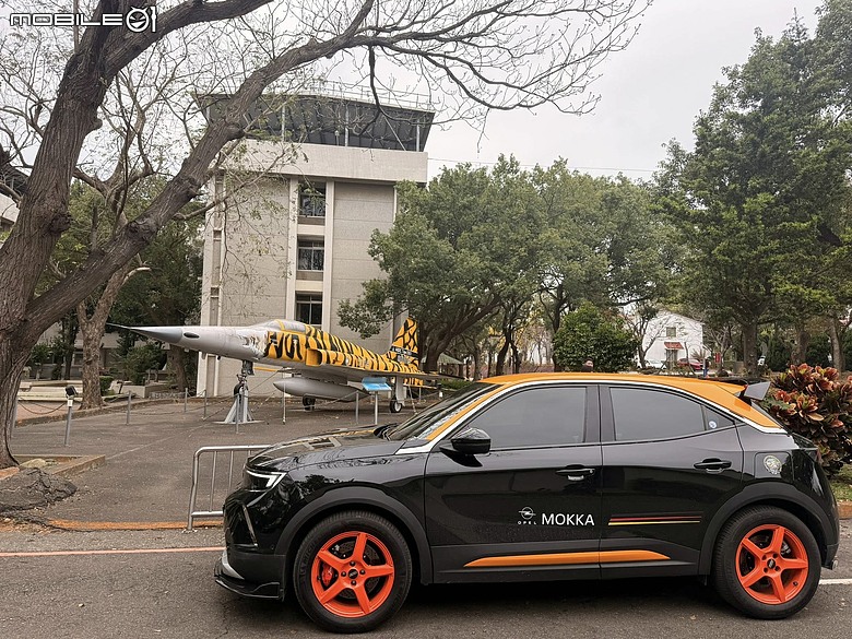 點我看大圖 我的OPEL MOKKA 貓咪號變身之路分享