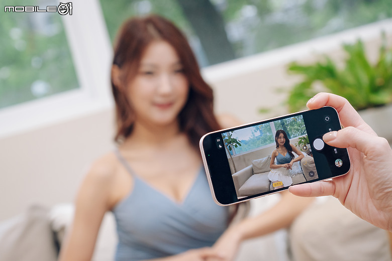 蘋果 iPhone 17e 開箱速試 這個『 e』是 Easy 還是 Economic？（新增風景／寵物人像實拍照）