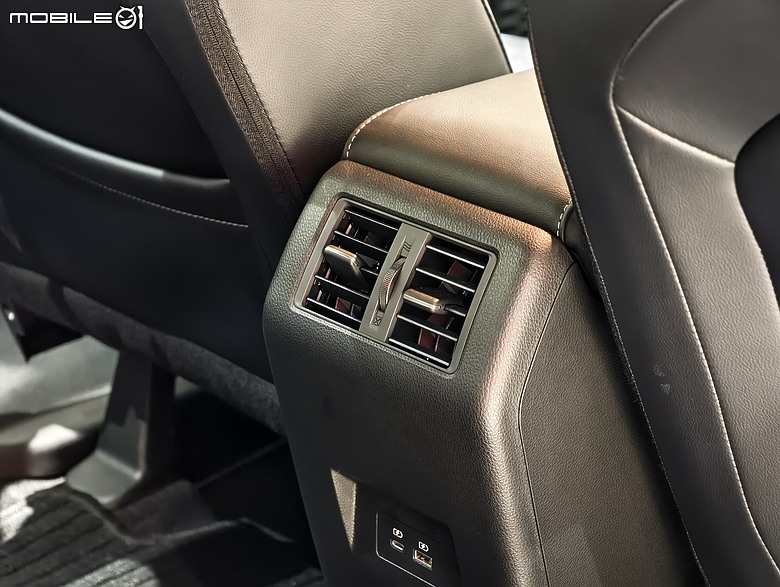 不只是代步，是靈魂的延伸：Mitsubishi X-Force 穿梭都會與荒野的真實告白