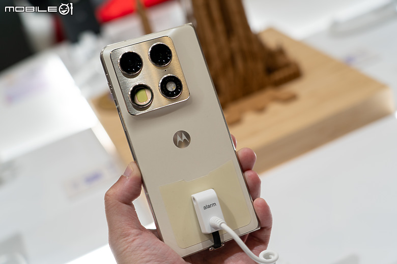 motorola razr fold、edge 70 fusion 直擊｜FIFA 26 世界盃特別版同步亮相！